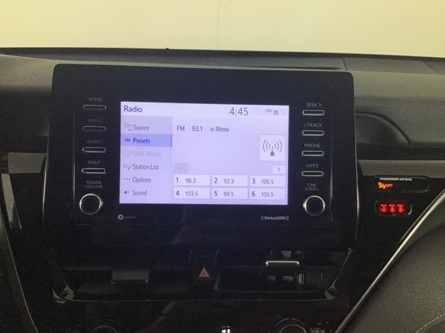 2024 Toyota Camry Hybrid SE photo 16