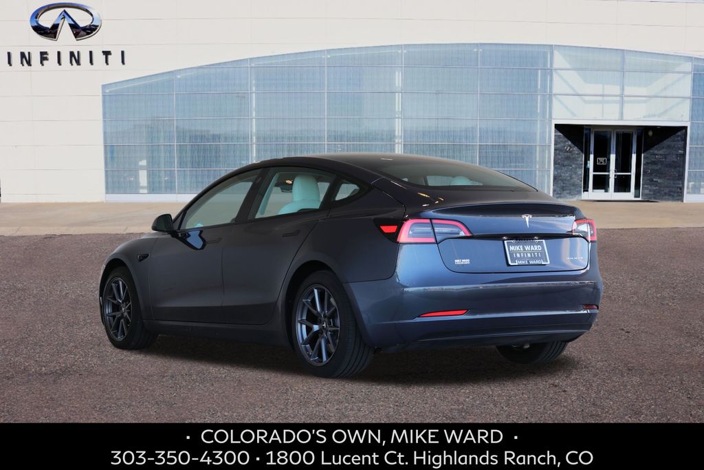 2022 Tesla Model 3 Long Range photo 3