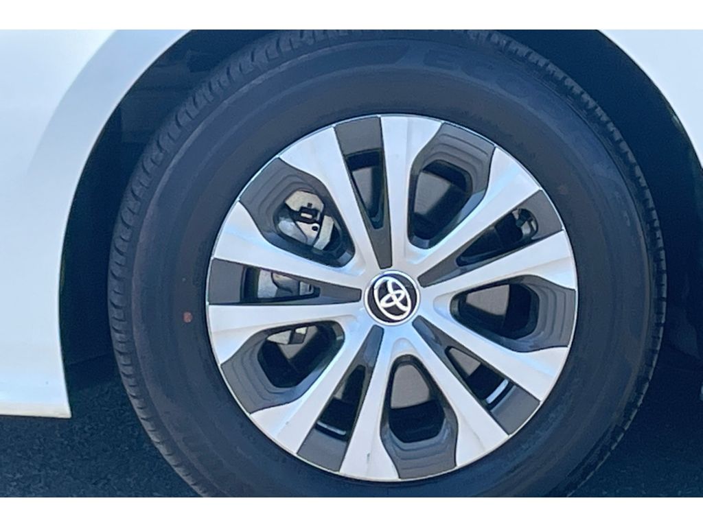 2022 Toyota Prius Prime XLE photo 37