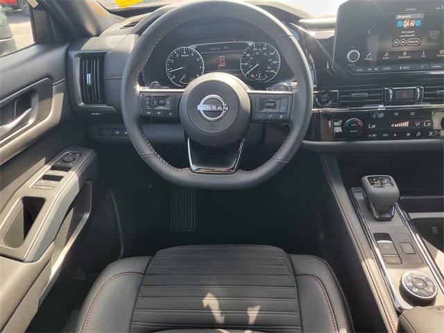 2025 Nissan Pathfinder Rock Creek photo 21