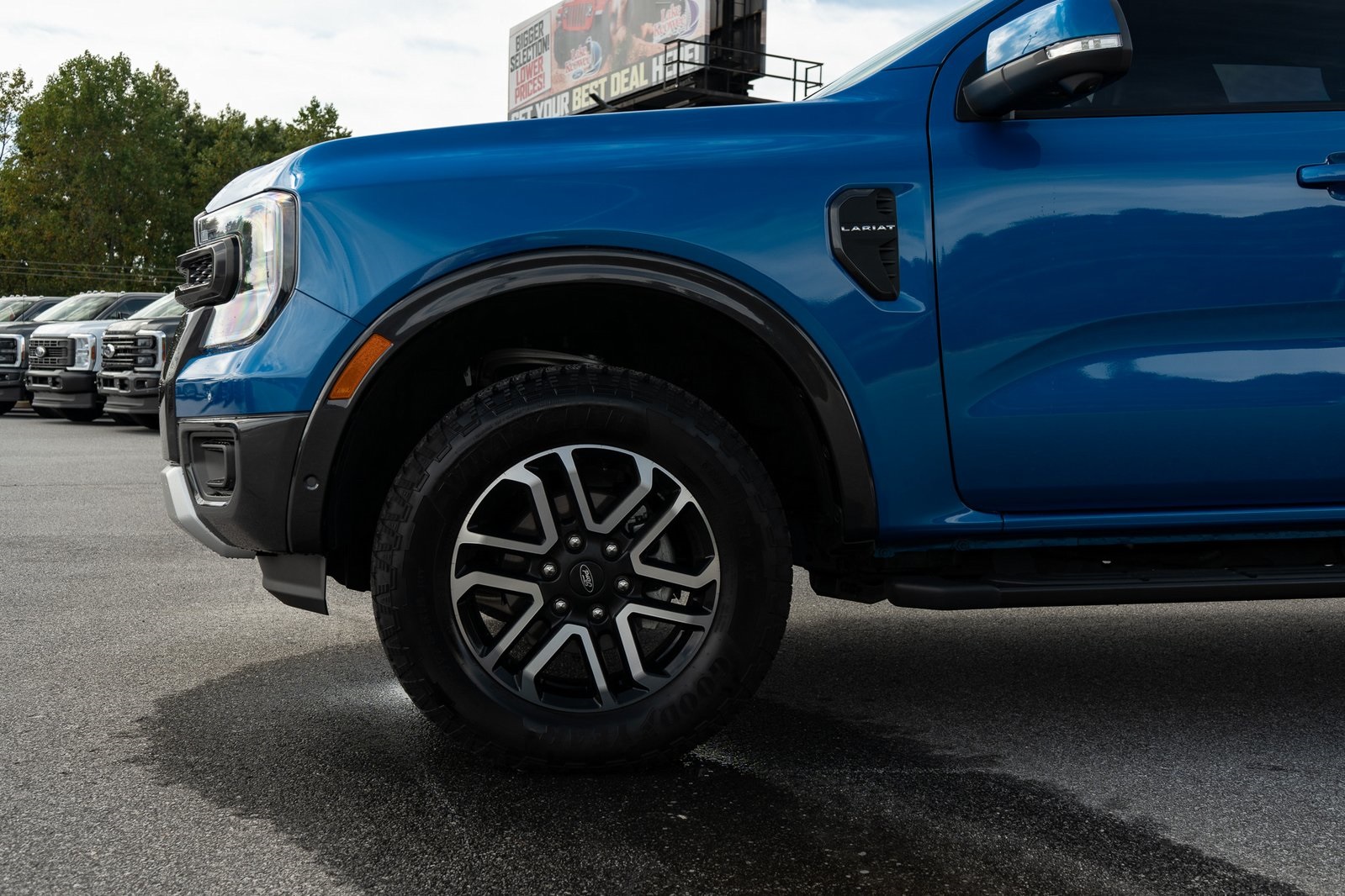 2024 Ford Ranger Lariat photo 4