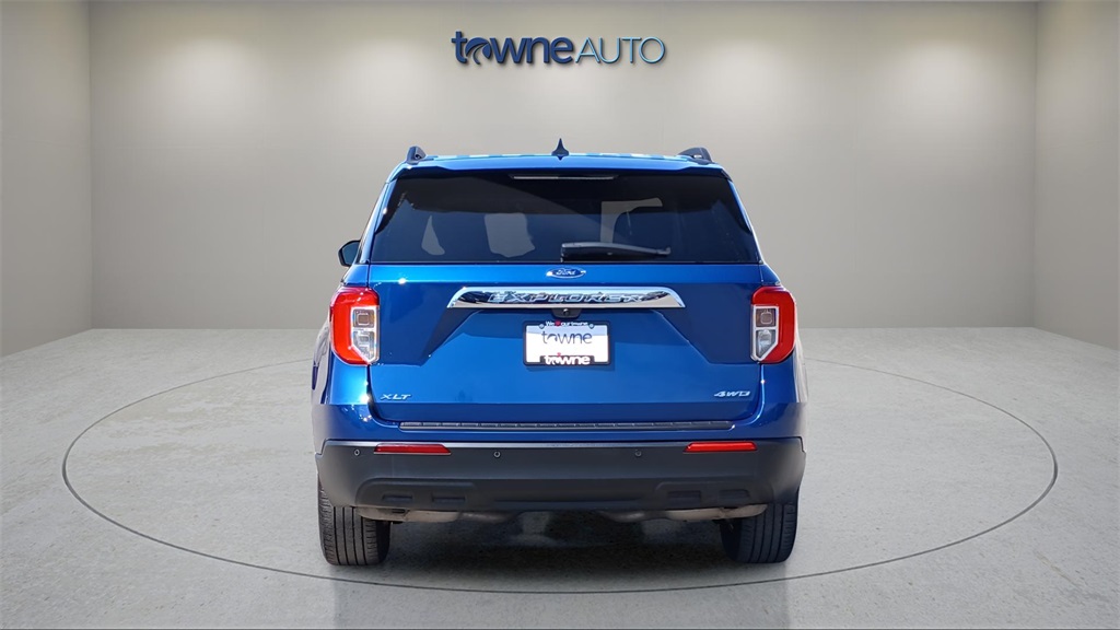 2023 Ford Explorer XLT photo 4