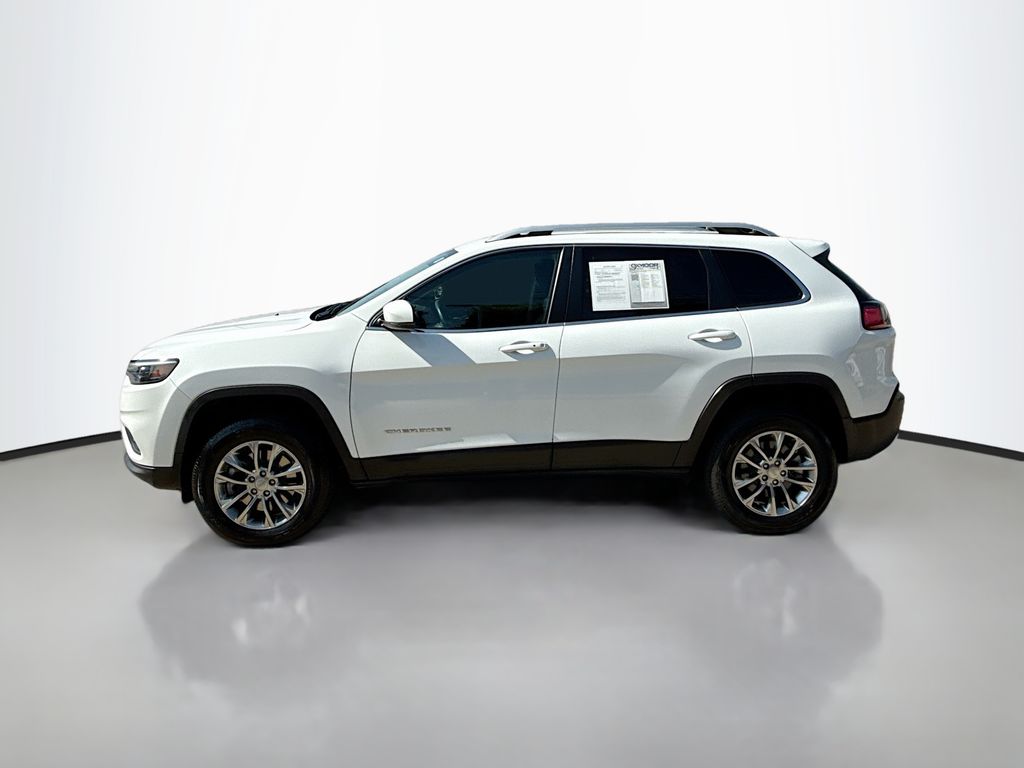 2021 Jeep Cherokee Latitude Lux photo 3