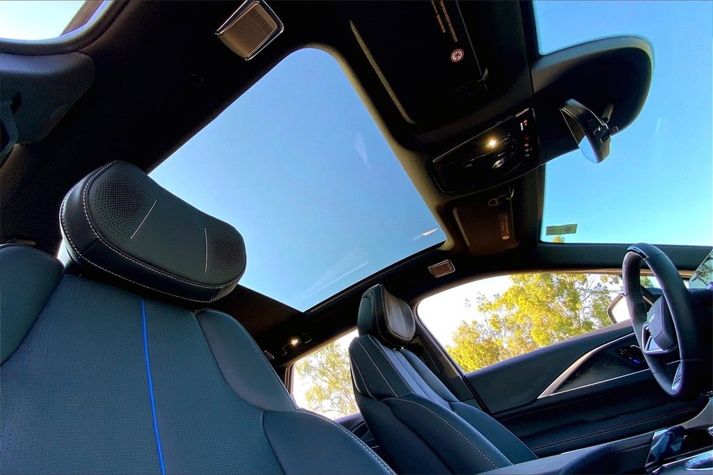 2026 Cadillac Lyriq photo 27