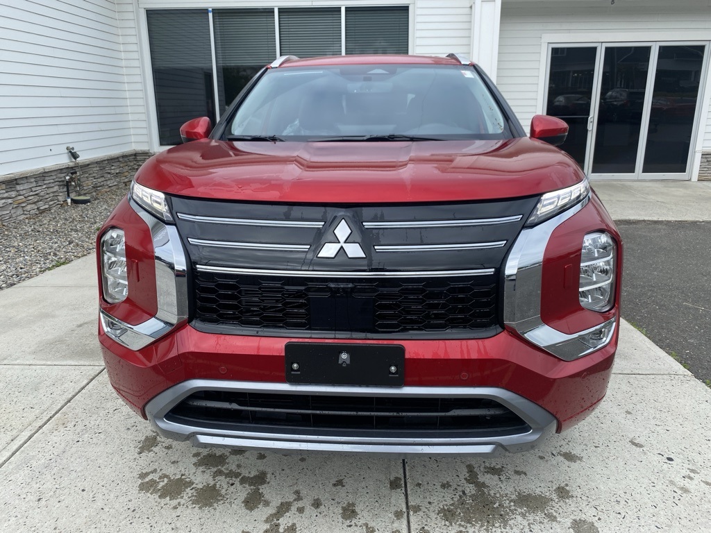 2025 Mitsubishi Outlander SEL photo 2