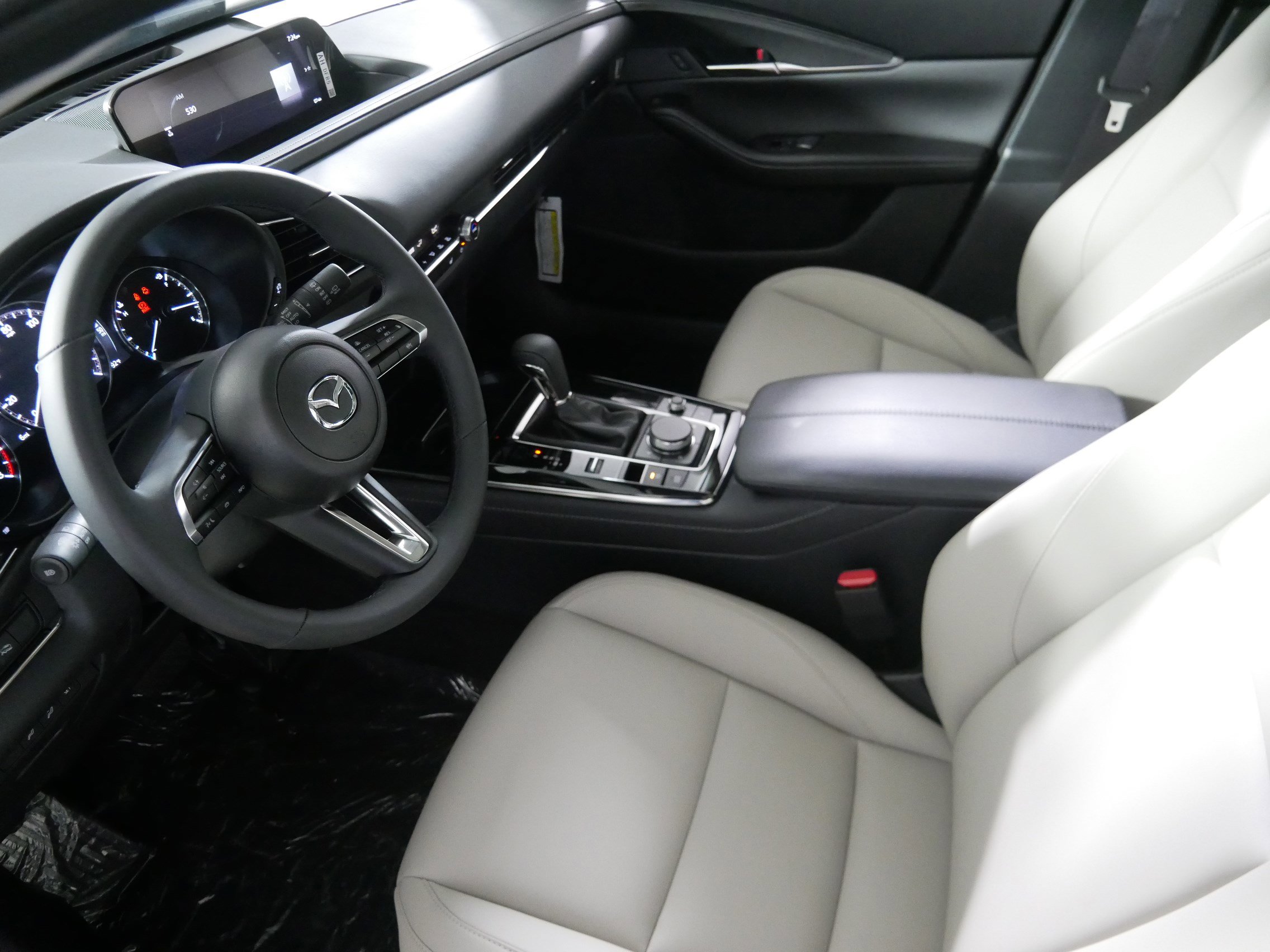 2025 Mazda CX-30 2.5 S Preferred photo 3