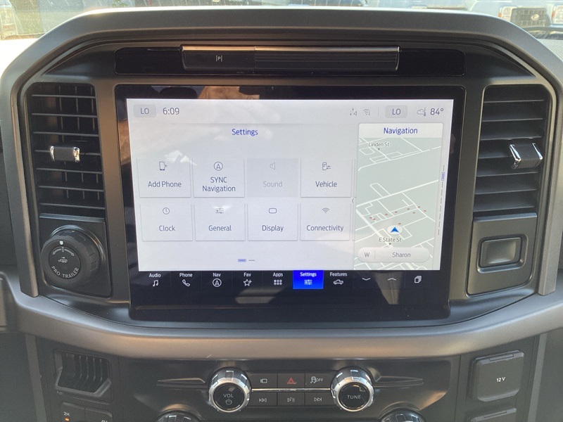 2025 Ford F-150 XLT photo 32