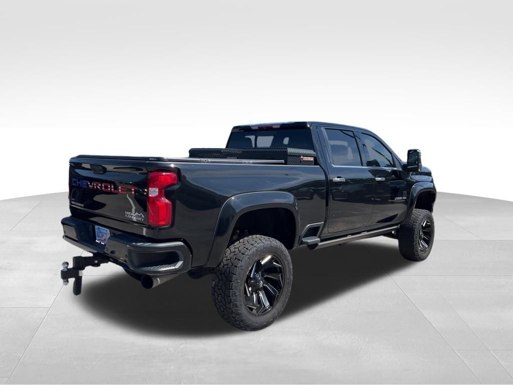 2022 Chevrolet Silverado 2500HD High Country photo 4