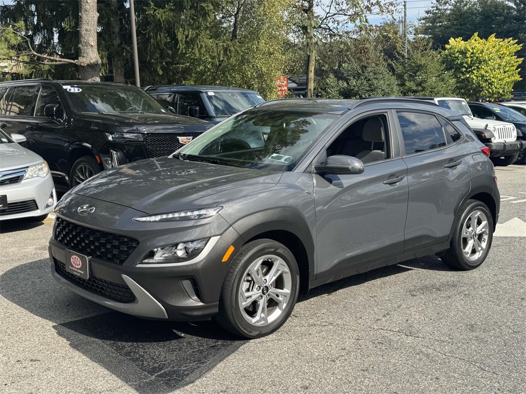 2023 Hyundai Kona SEL photo 3