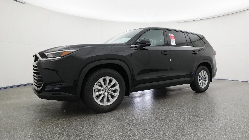 2025 Toyota Grand Highlander Limited photo 6