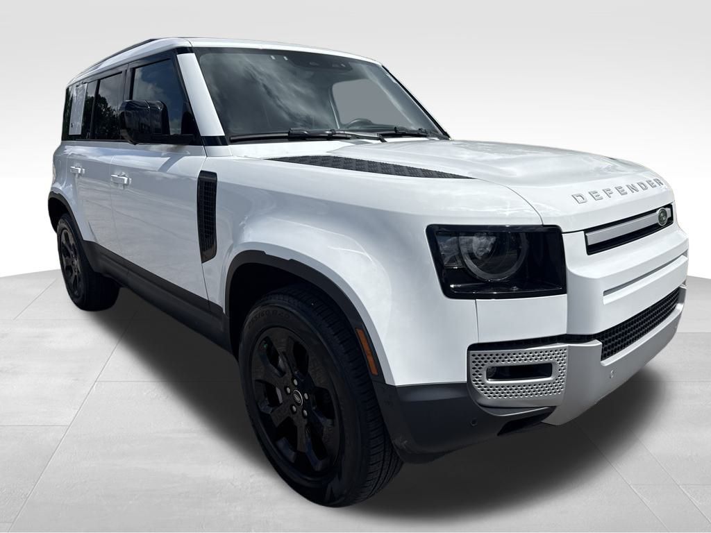 2023 Land Rover Defender 110 SE photo 7
