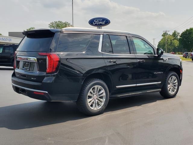 2023 Gmc Yukon SLT photo 3