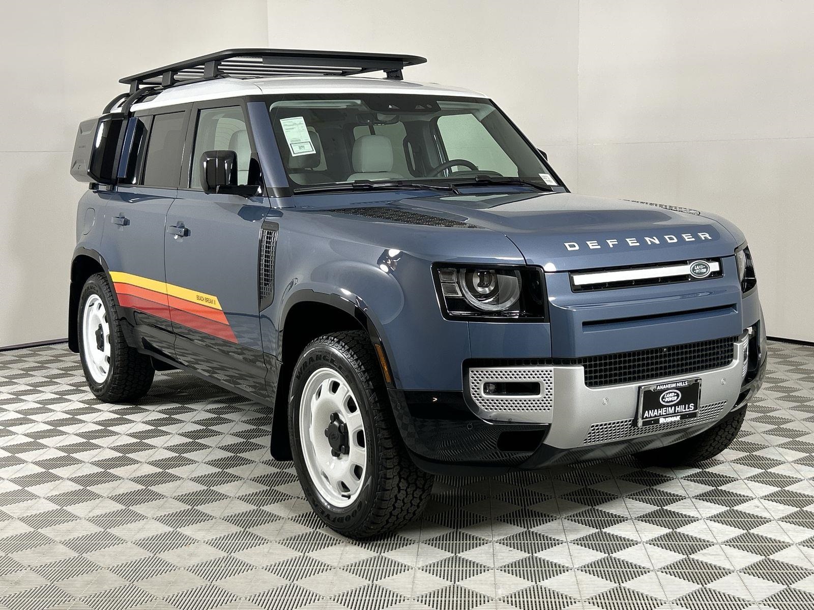 2025 Land Rover Defender 110 S photo 7
