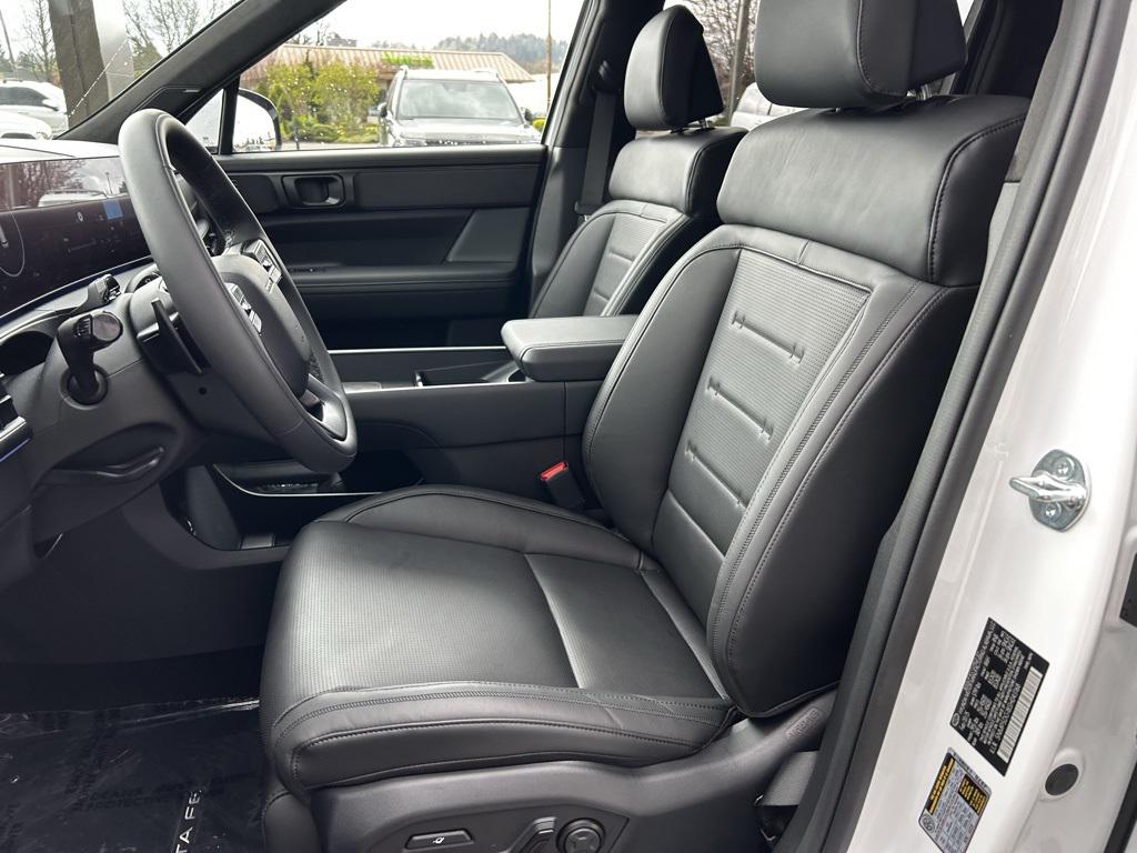 2025 Hyundai Santa Fe Calligraphy photo 22