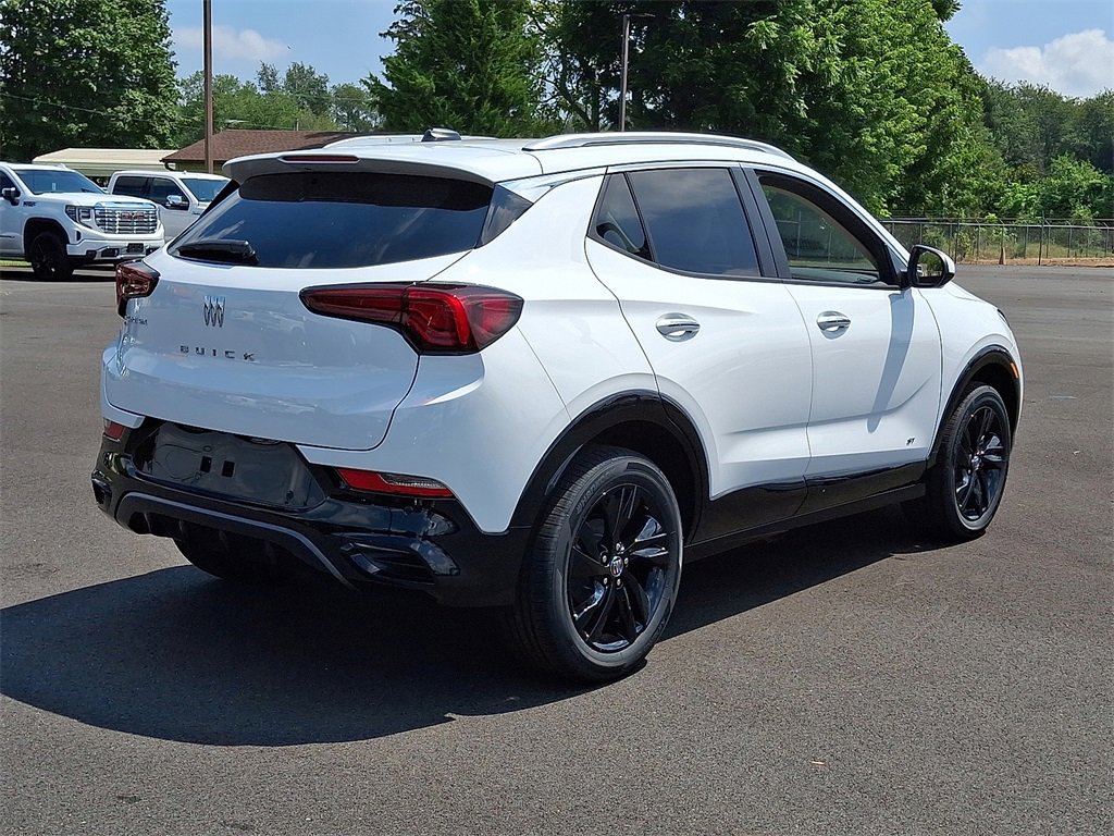 2026 Buick Encore GX Sport Touring photo 2