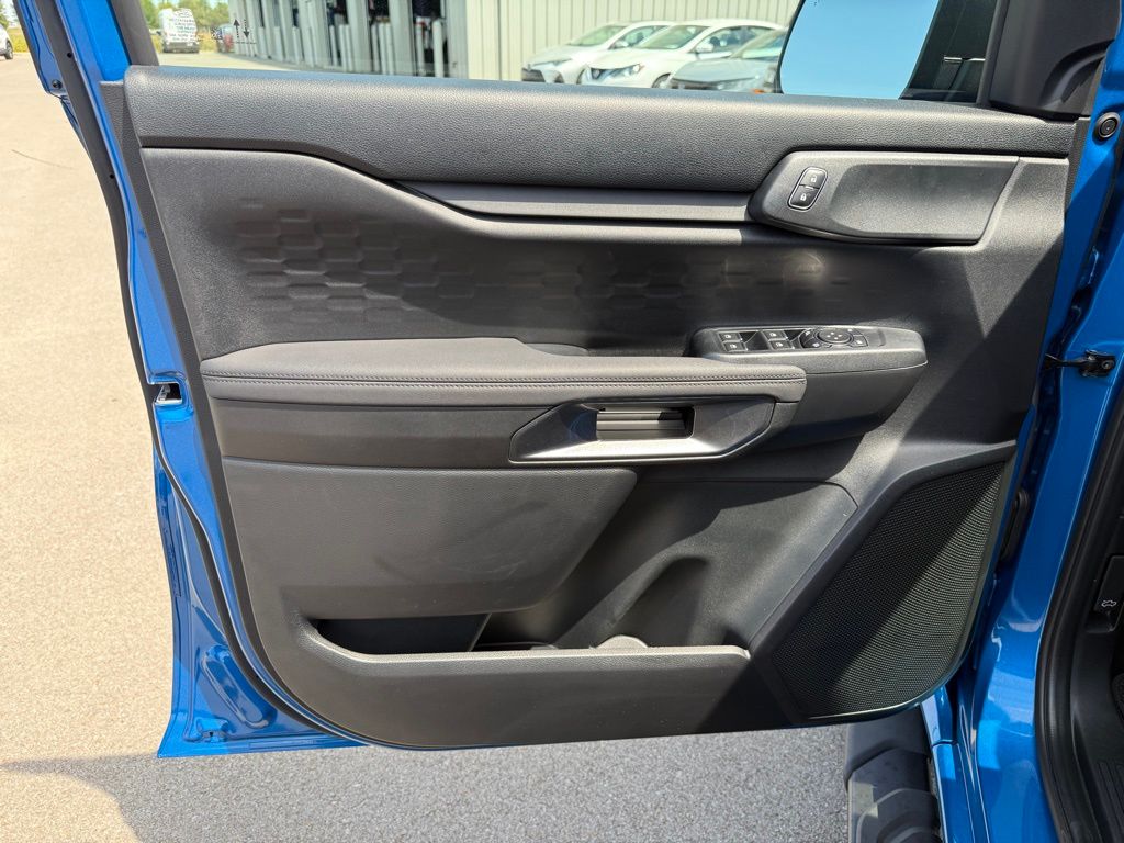 2025 Ford Ranger XLT photo 7