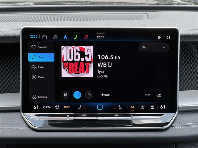 2025 Volkswagen Tiguan SE photo 3