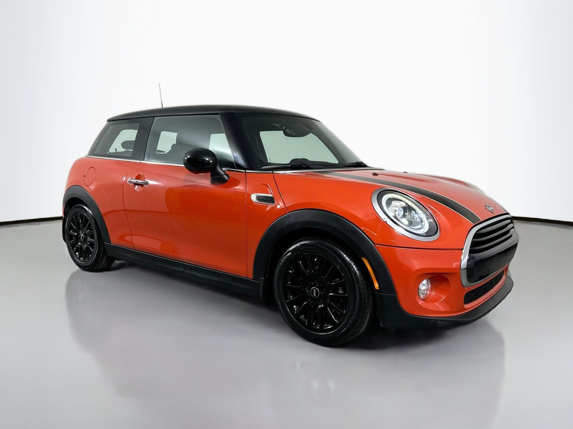 2019 Mini Cooper Signature photo 3