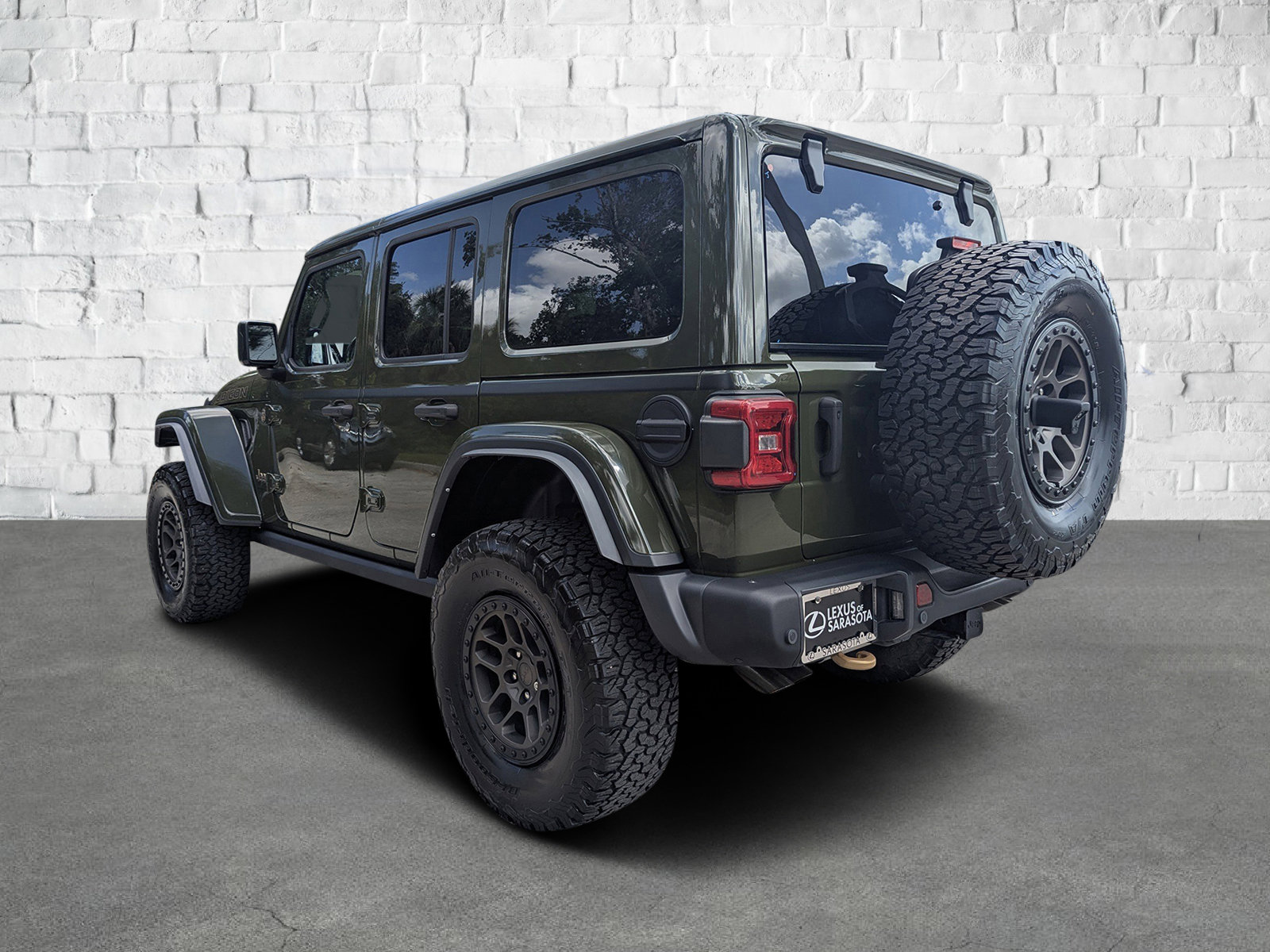 2023 Jeep Wrangler Rubicon 392 photo 6
