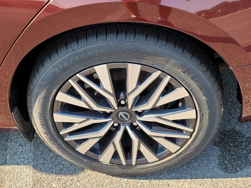 2023 Nissan Altima 2.5 SV photo 17