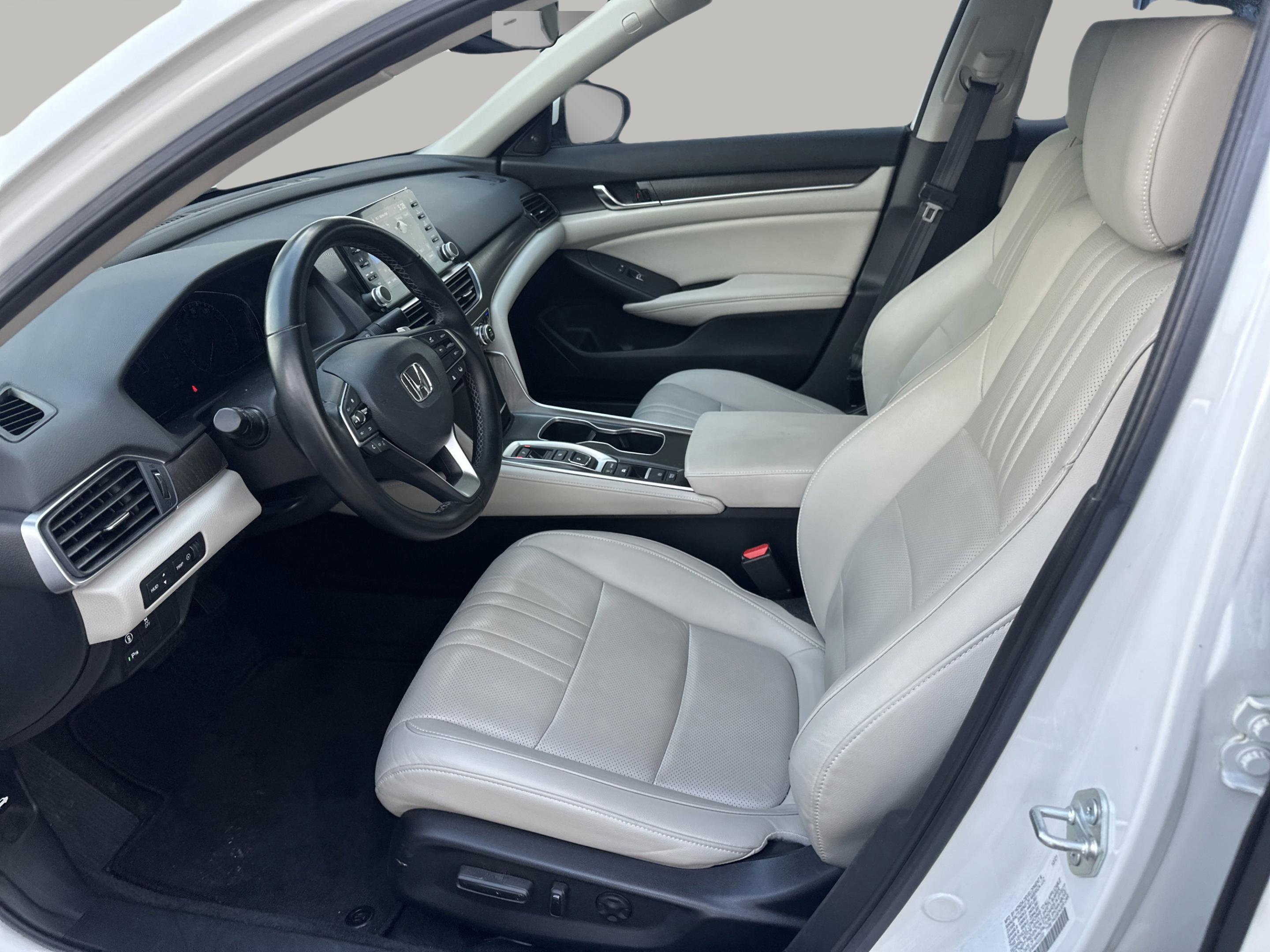 2021 Honda Accord Hybrid Touring photo 14