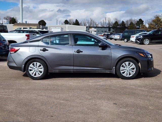 2025 Nissan Sentra S photo 2