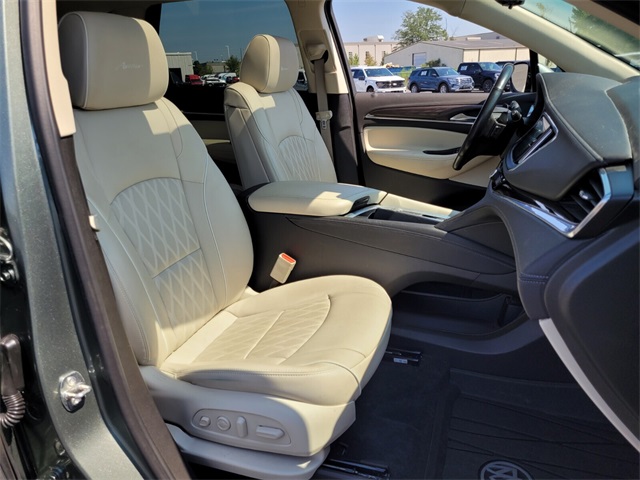 2022 Buick Enclave Avenir photo 14