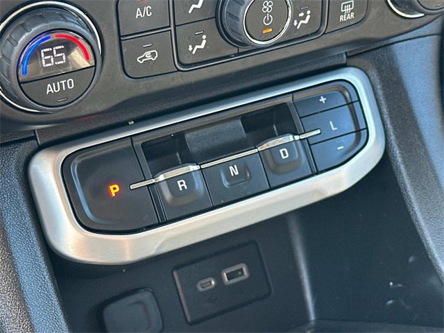 2022 Gmc Acadia SLE photo 27