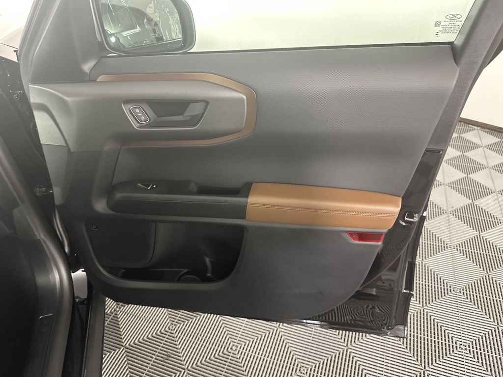 2025 Ford Bronco Sport Outer Banks photo 13