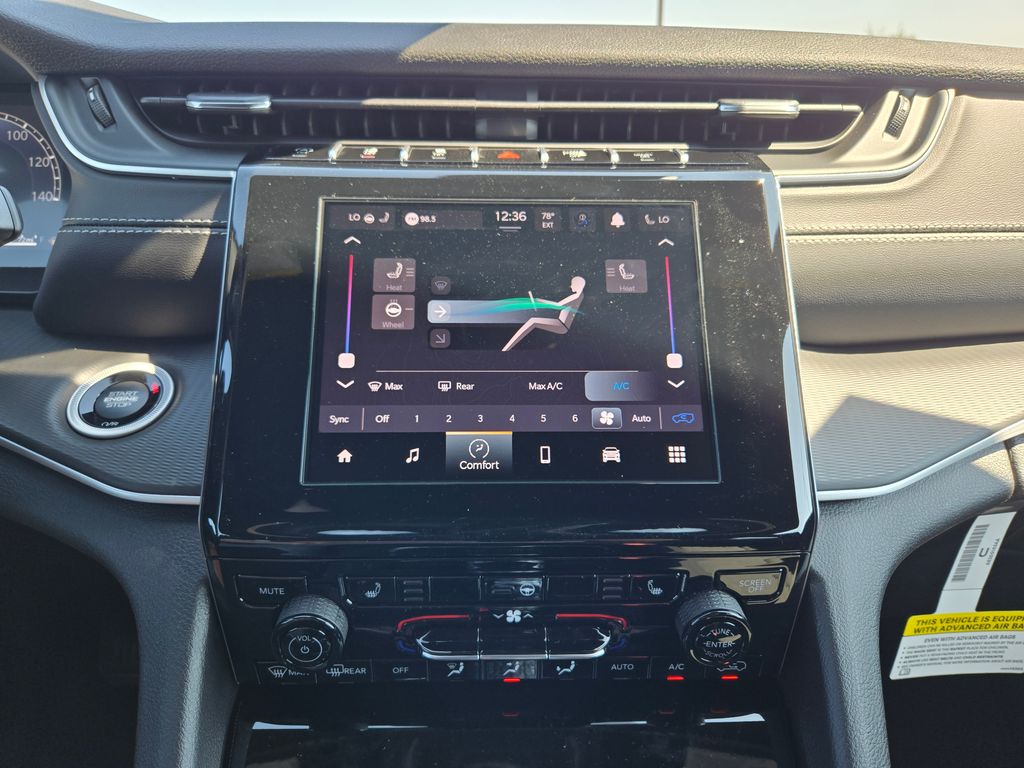 2025 Jeep Grand Cherokee Altitude X photo 19
