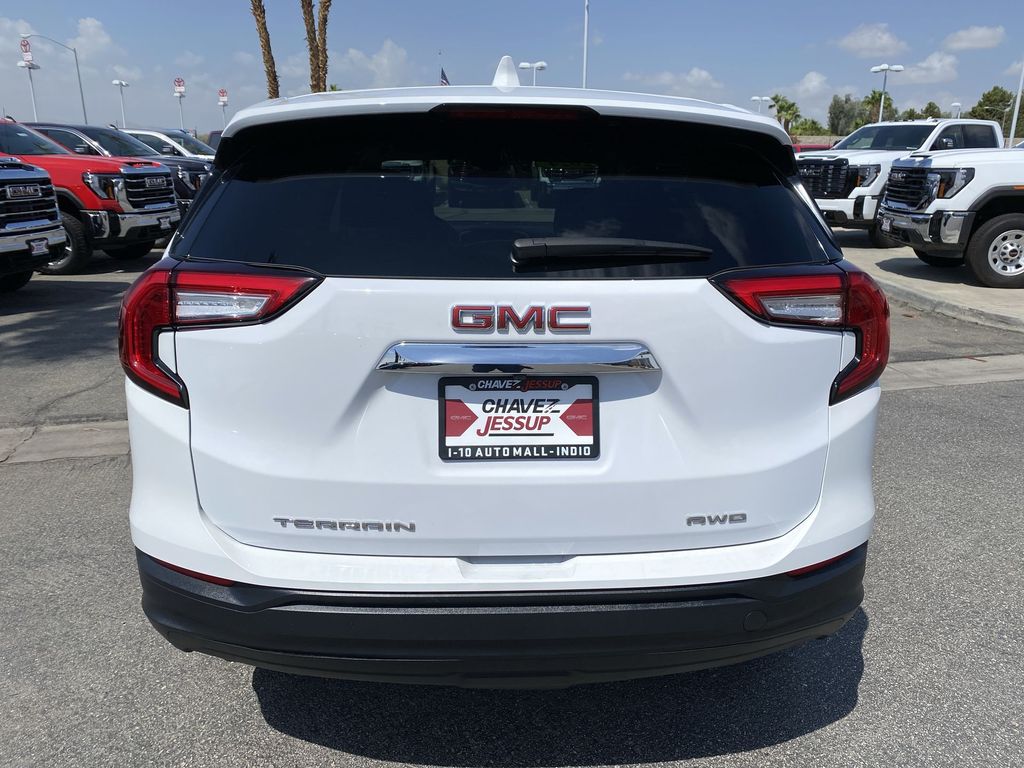 2024 Gmc Terrain SLE photo 30