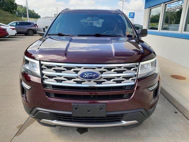 2018 Ford Explorer XLT photo 4