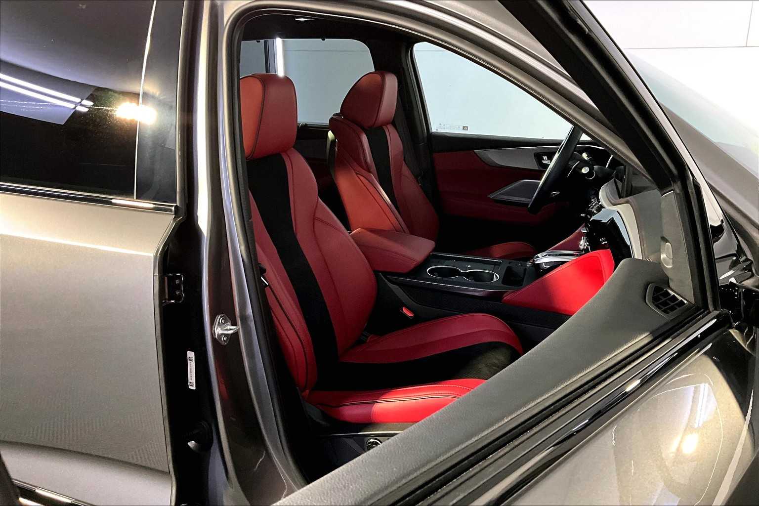 2025 Acura MDX SH-AWD A-Spec photo 7