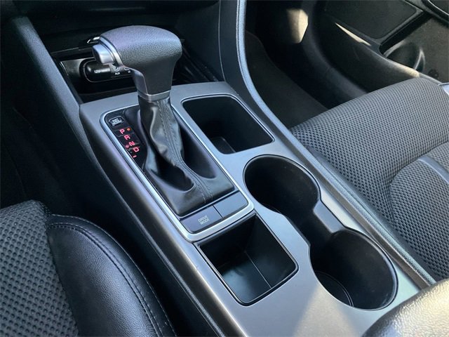 2019 Kia Optima S photo 7