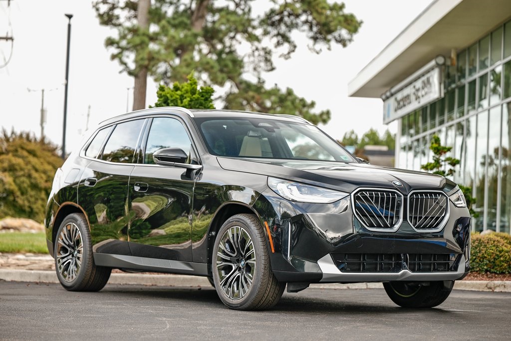 2026 BMW X3 30's photo