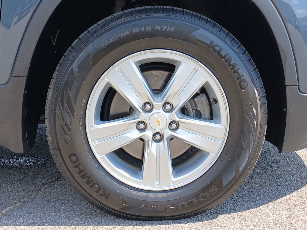 2022 Chevrolet Trax LT photo 30