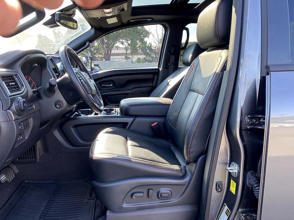 2021 Nissan Titan PRO-4X photo 15