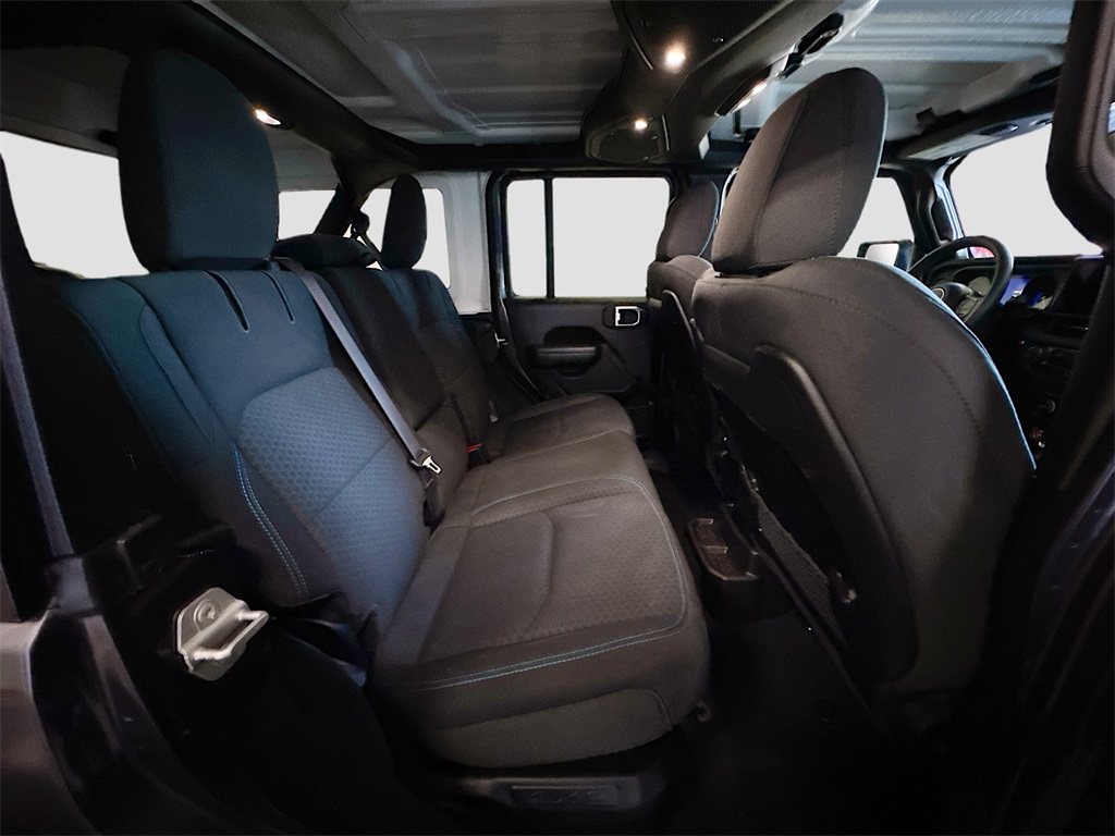 2024 Jeep Wrangler Rubicon 4xe photo 16