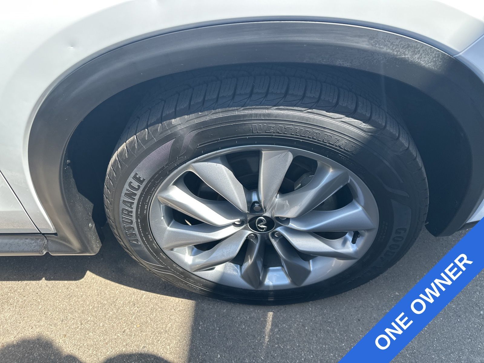 2021 Infiniti QX50 Luxe photo 4