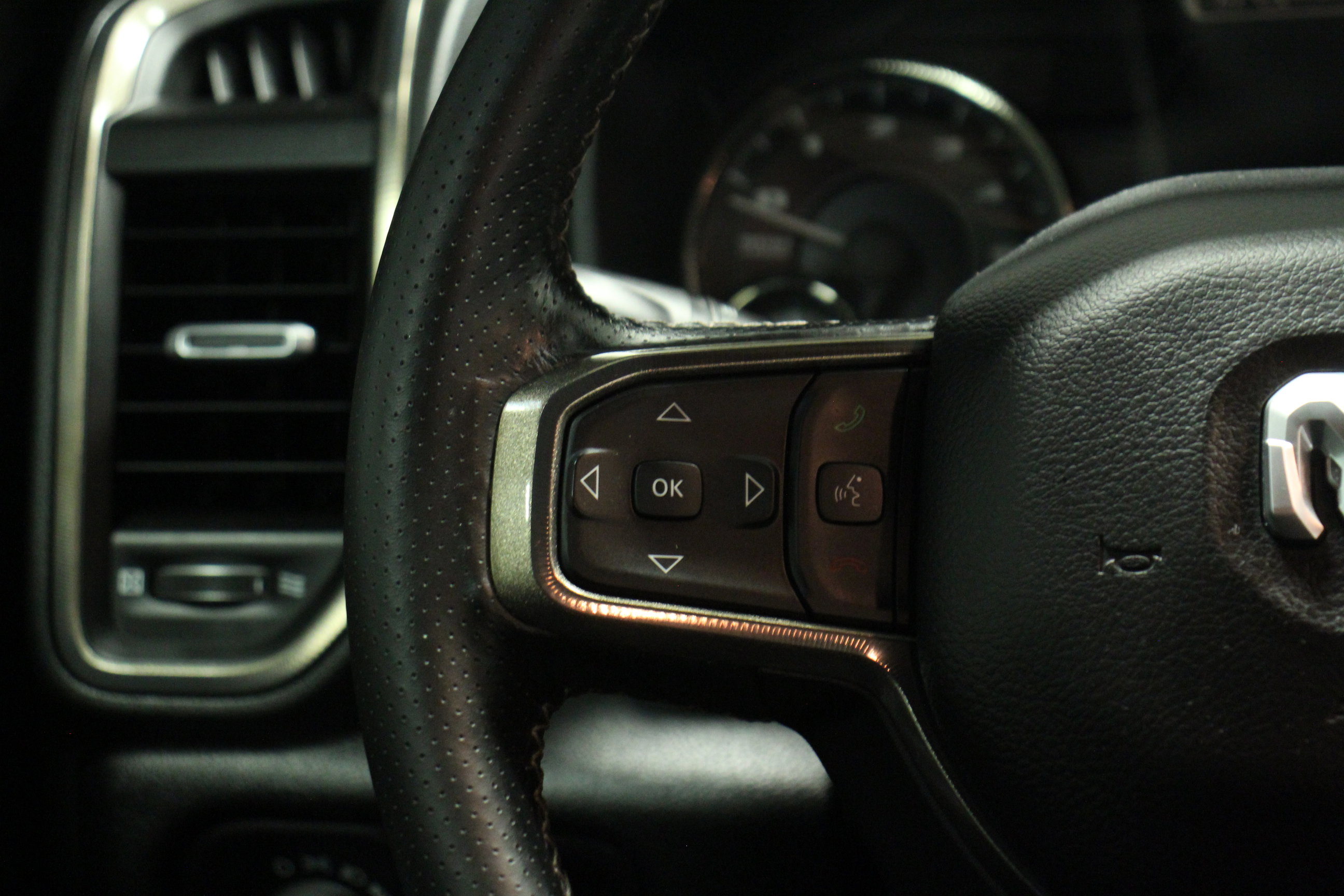 2021 Ram 1500 Rebel photo 17