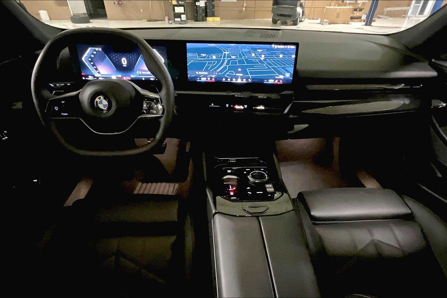 2025 Bmw 530i Sedan photo 12