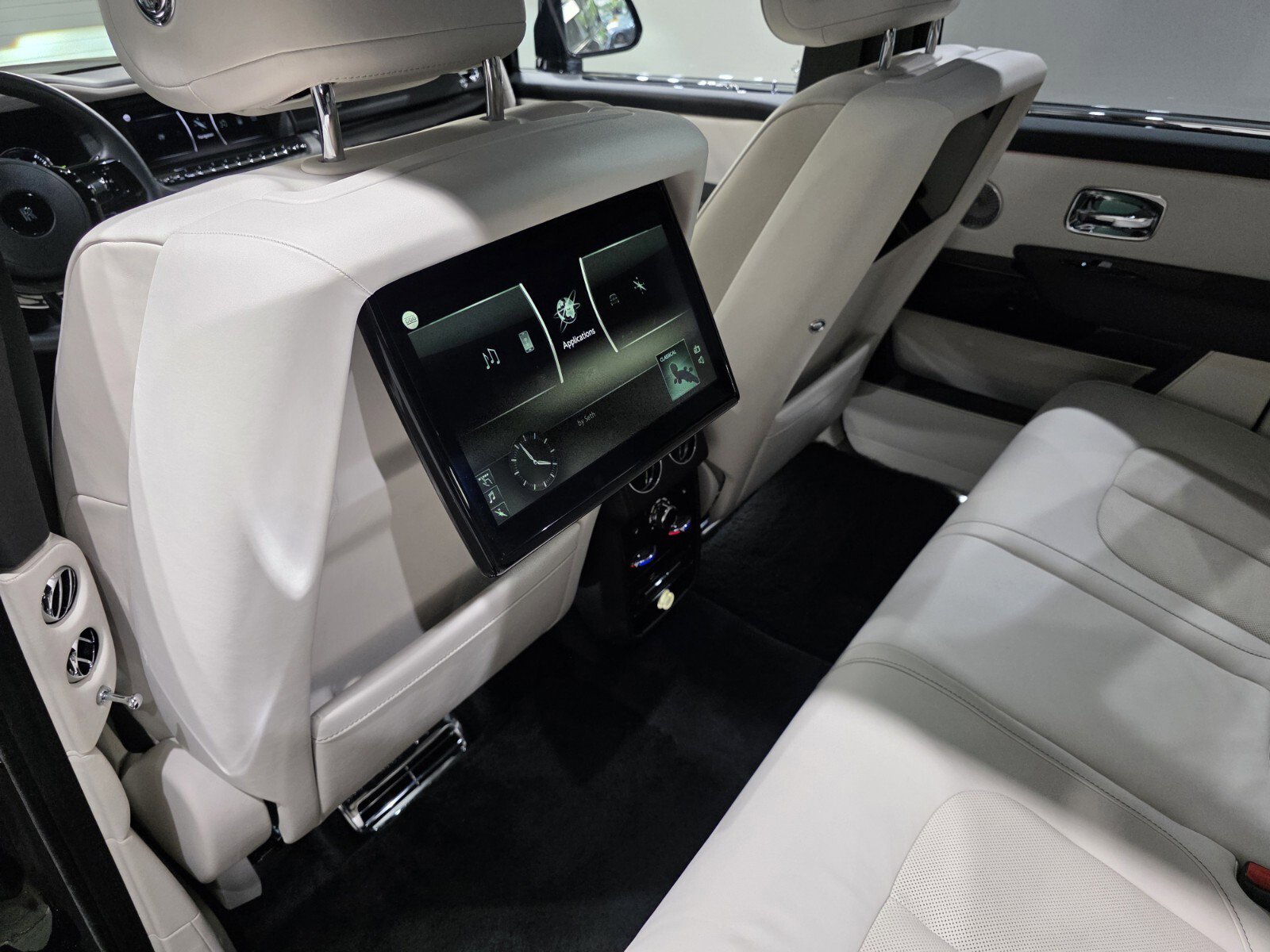 2021 Rolls Royce Cullinan RR31 photo 11