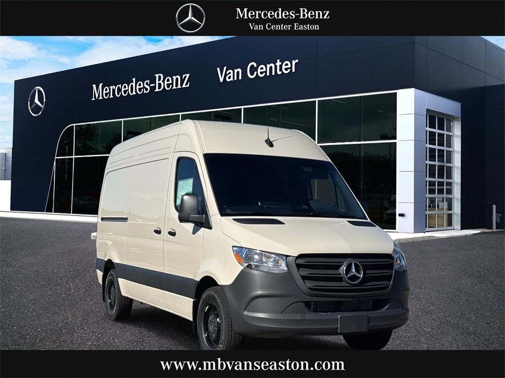 2026 Mercedes-Benz Sprinter Cargo Van Base's photo