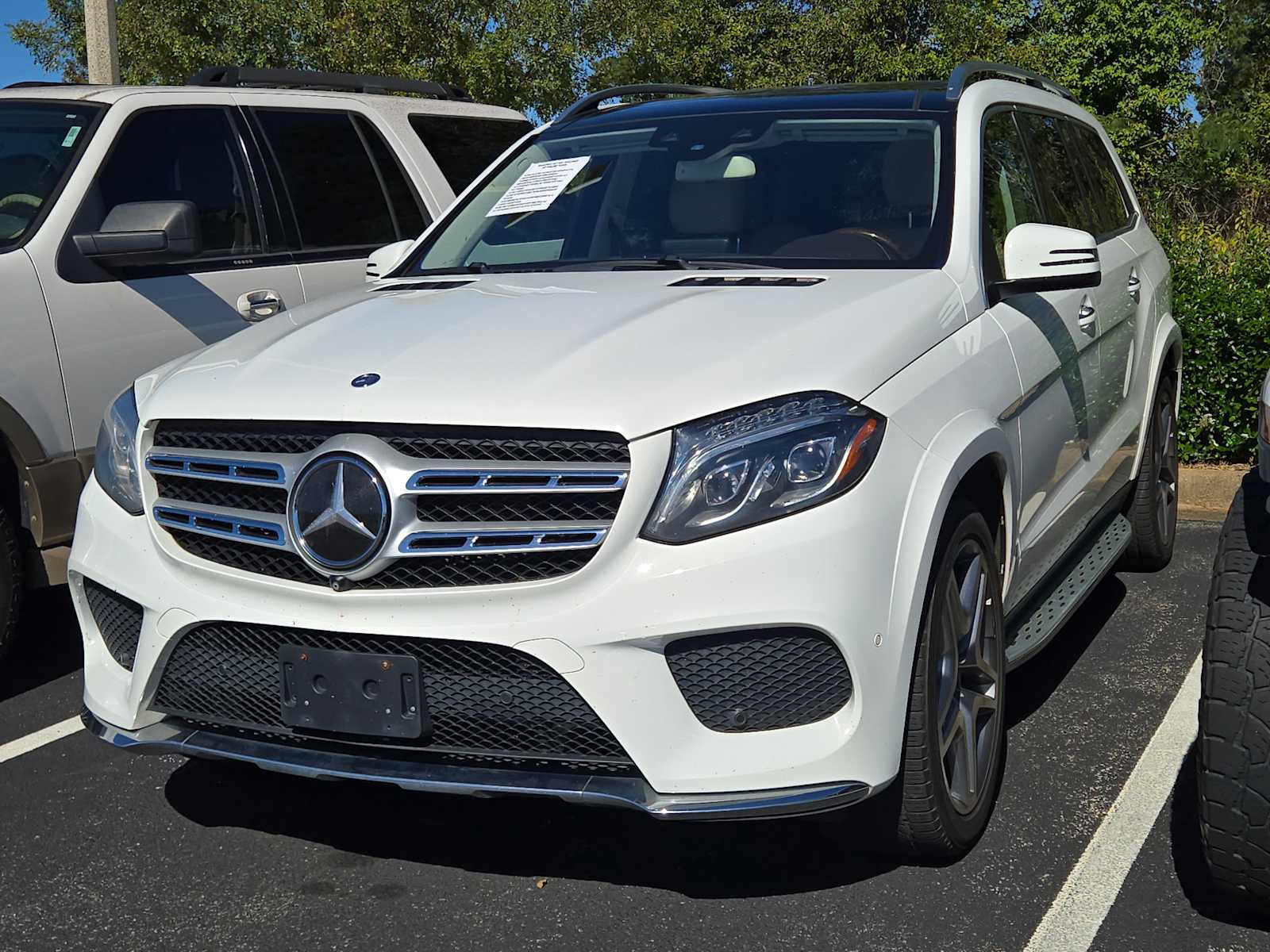 2017 Mercedes Benz GLS 550 4MATIC photo 3