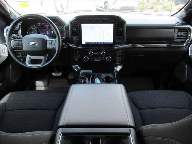 2021 Ford F-150 XLT photo 16