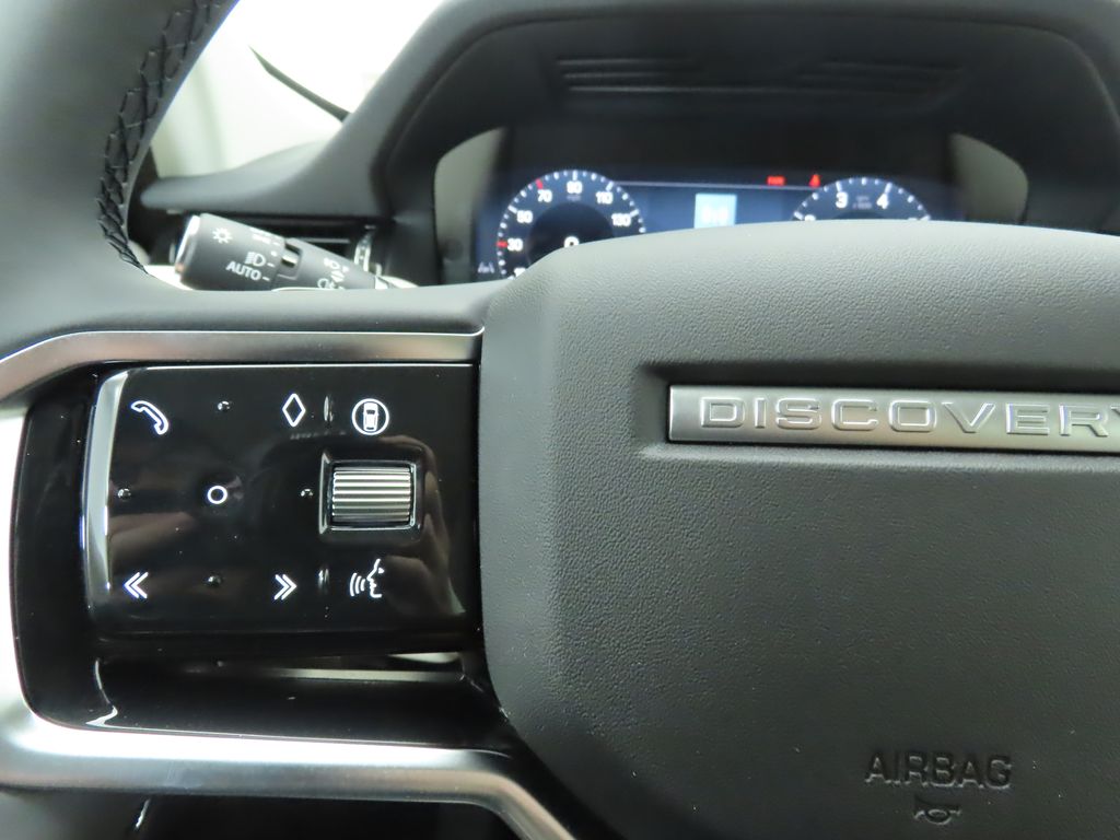 2025 Land Rover Discovery Sport S photo 10