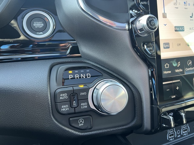 2026 Ram 1500 Laramie photo 13