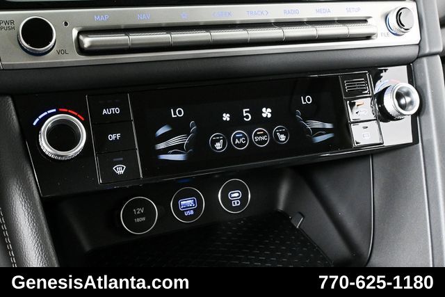 2025 Genesis G70 2.5T photo 17