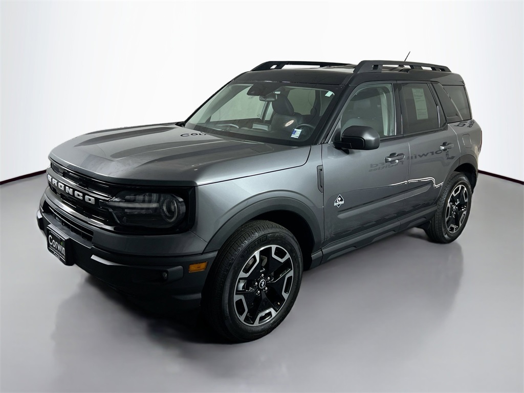2024 Ford Bronco Sport Outer Banks photo 3