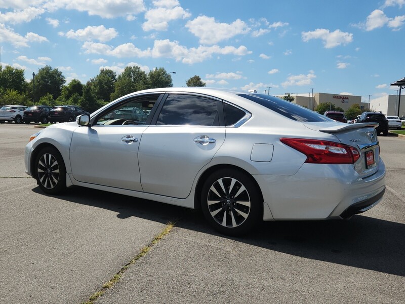 2016 Nissan Altima 2.5 SL photo 4